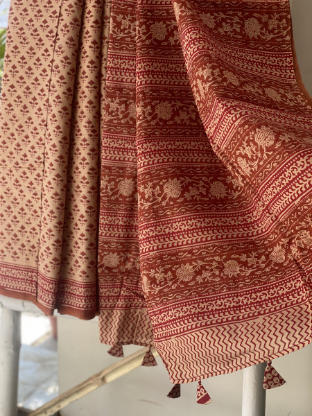 BEIGE-RED HAND BLOCK PRINT COTTON MULL SARI