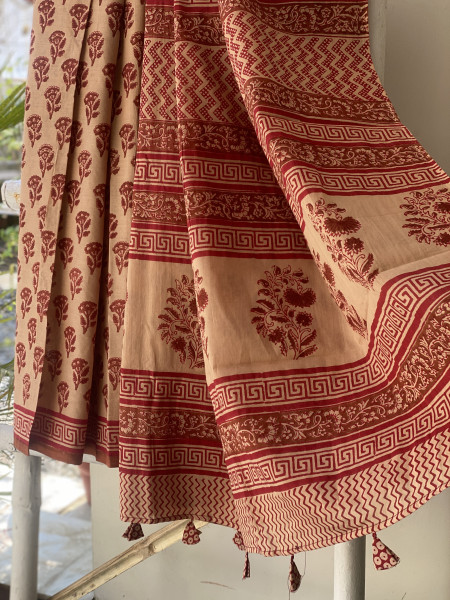 BEIGE-RED HAND BLOCK PRINT COTTON MULL SARI