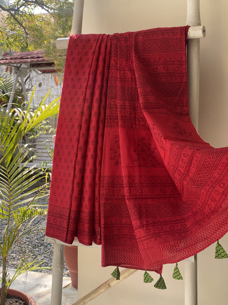 Image of RED HAND BLOCK PRINT COTTON MULL SARI