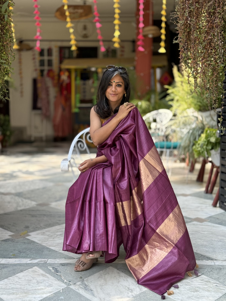 Image of WINE DESI TUSSAR SILK WOVEN ZARI SARI