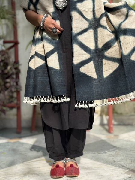 BEIGE & black CLAMP DYE SILK & WOOL STOLE