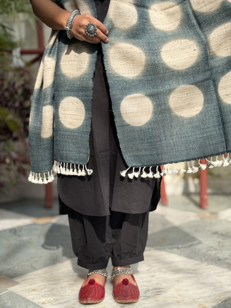 BEIGE & GREY CLAMP DYE SILK & WOOL STOLE