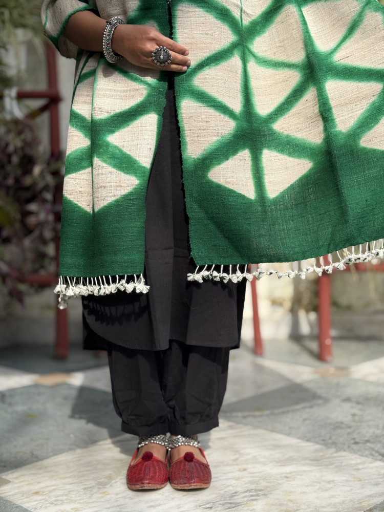 Image of BEIGE &amp; GREEN CLAMP DYE SILK &amp; WOOL STOLE