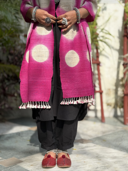 BEIGE & MAGENTA CLAMP DYE SILK & WOOL STOLE