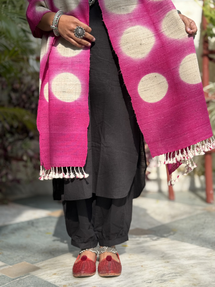 Image of BEIGE &amp; MAGENTA CLAMP DYE SILK &amp; WOOL STOLE
