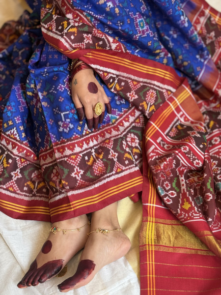 ROYAL BLUE & MAROON SINGLE IKKAT PATOLA  HAND WOVEN SILK SARI