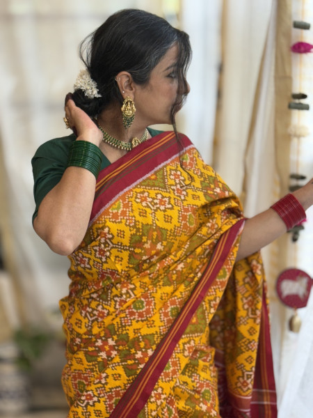 YELLOW & RED SINGLE IKKAT PATOLA  HAND WOVEN SILK SARI