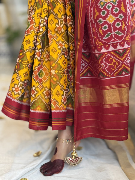 YELLOW & RED SINGLE IKKAT PATOLA  HAND WOVEN SILK SARI