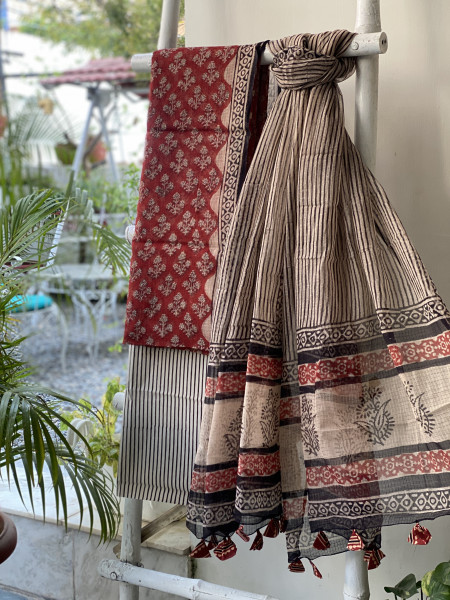 MAROON-BEIGE HAND BLOCK "BAGH" PRINT KOTA DUPATTA SET
