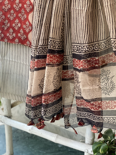 MAROON-BEIGE HAND BLOCK "BAGH" PRINT KOTA DUPATTA SET