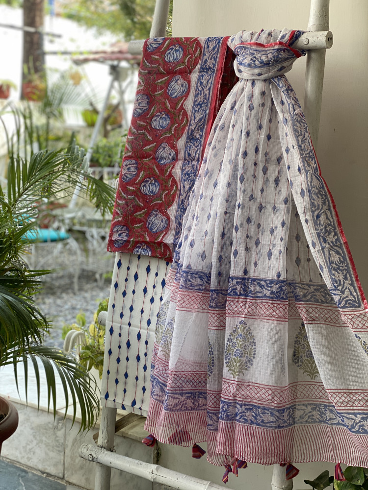 Image of RED-OFF WHITE HAND BLOCK PRINT KOTA DUPATTA SET