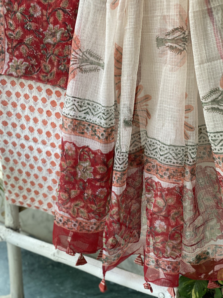 RED-OFF WHITE HAND BLOCK PRINT KOTA DUPATTA SET