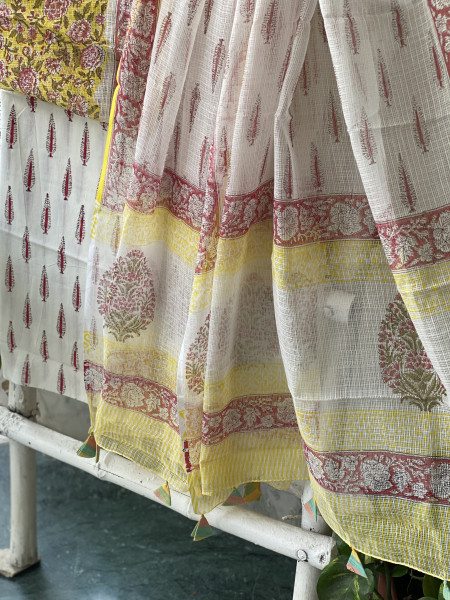 YELLOW-OFF WHITE HAND BLOCK PRINT KOTA DUPATTA SET