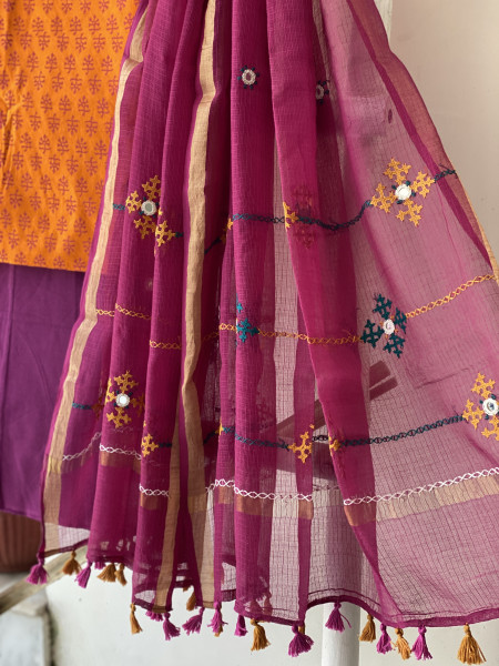 FLAME & WINE PHULWARI HAND EMBROIDERED KOTA DUPATTA SET