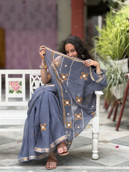 GREY  KOTA COTTON HAND EMBROIDERED SARI