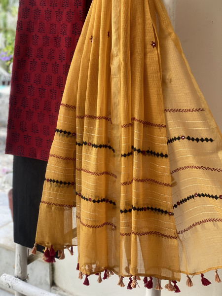 MAROON & MUSTARD PHULWARI HAND EMBROIDERED KOTA DUPATTA SET