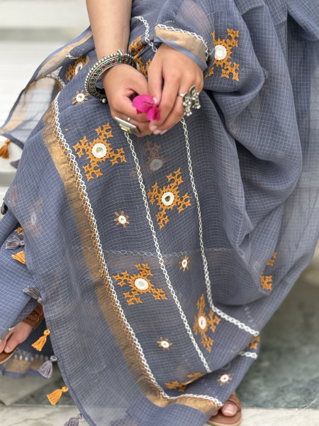 GREY  KOTA COTTON HAND EMBROIDERED SARI