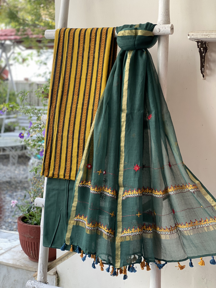 Image of MUSTARD &amp; BOTTLE GREEN PHULWARI HAND EMBROIDERED KOTA DUPATTA SET