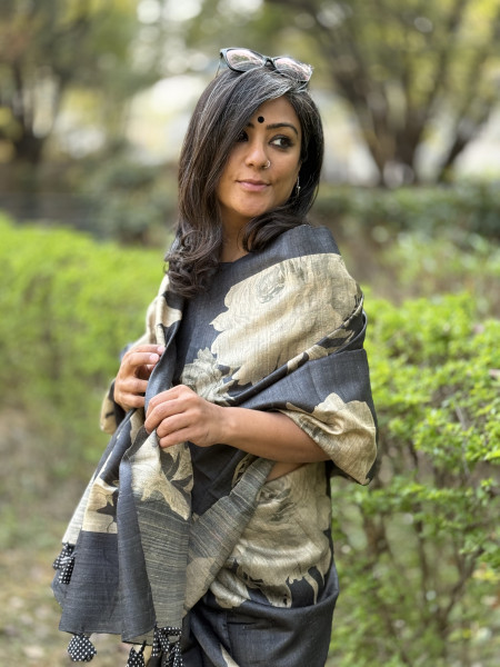 CHARCOAL BLACK FLORAL PRINT TUSSAR SILK SARI