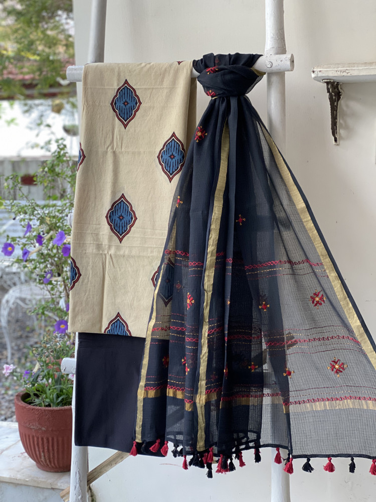 Image of BEIGE &amp; BLACK PHULWARI HAND EMBROIDERED KOTA DUPATTA SET