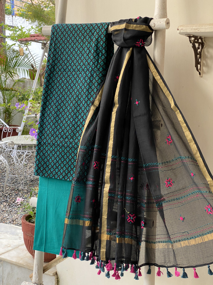 Image of BLACK-TEAL &amp; BLACK PHULWARI HAND EMBROIDERED KOTA DUPATTA SET