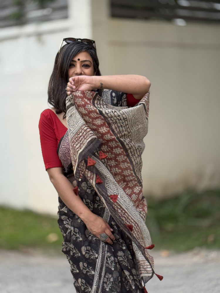 Image of BLACK HAND BLOCK PRINT COTTON KOTA SARI
