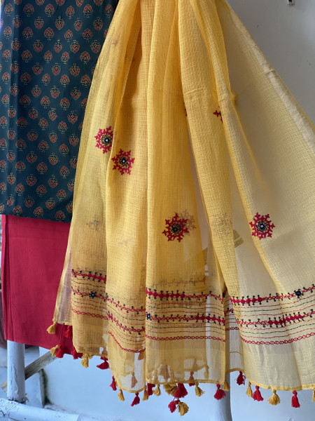 BOTTLE GREEN & YELLOW PHULWARI HAND EMBROIDERED KOTA DUPATTA SET