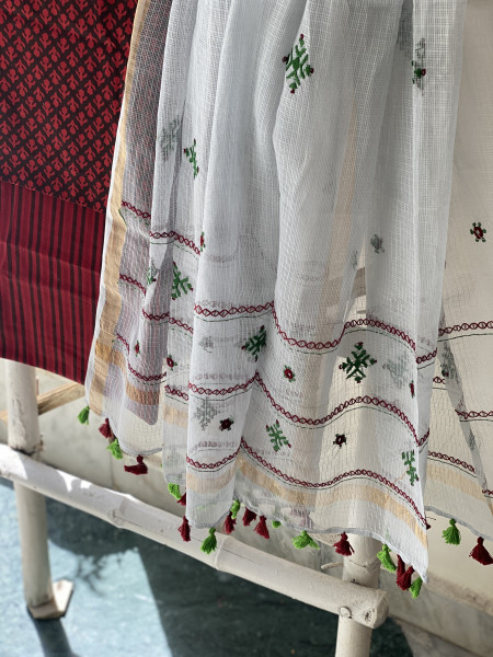 MAROON & ASH PHULWARI HAND EMBROIDERED KOTA DUPATTA SET