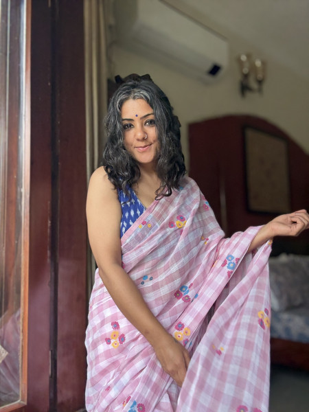 POWDER PINK GINGHAM CHECKS WITH HAND PAINTING MULMUL COTTON SARI