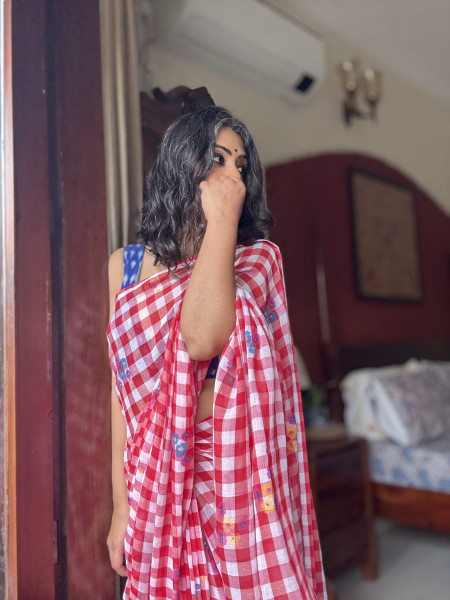 RED GINGHAM CHECKS WITH HAND PAINTING MULMUL COTTON SARI