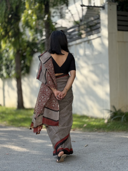 BEIGE-MAROON HAND BLOCK PRINT COTTON KOTA SARI