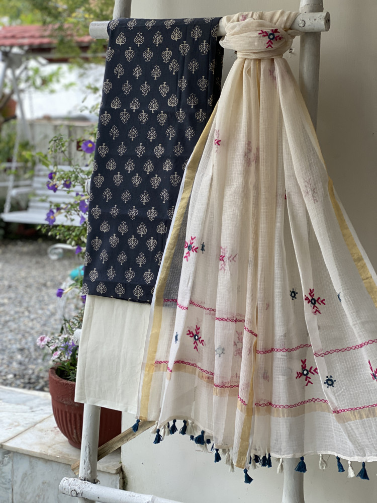 Image of GREY &amp; CREAM PHULWARI HAND EMBROIDERED KOTA DUPATTA SET