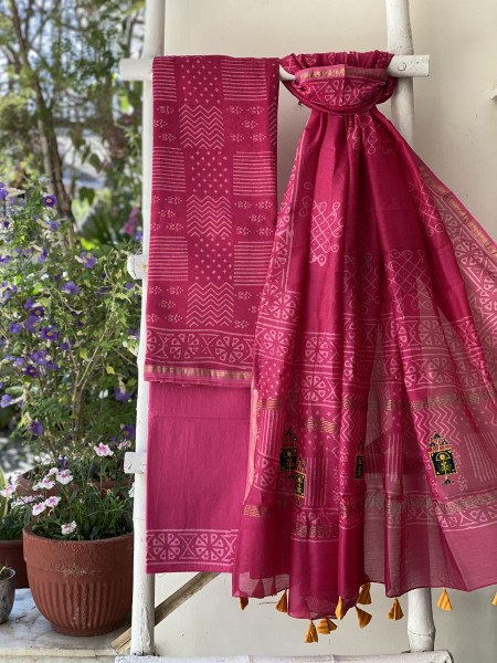 MAGENTA CHANDERI COTTON BLOCK PRINT EMBROIDERED DUPATTA SET