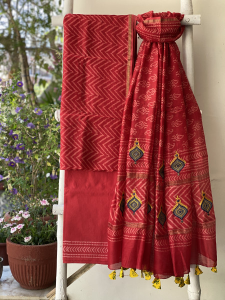 RED CHANDERI COTTON BLOCK PRINT EMBROIDERED DUPATTA SET