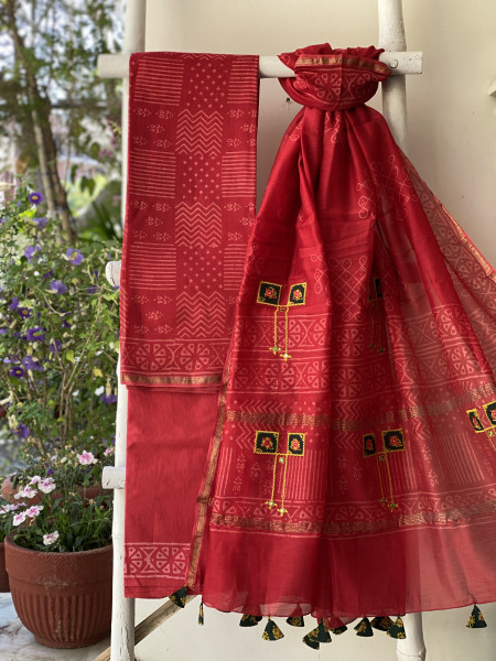 RED CHANDERI COTTON BLOCK PRINT EMBROIDERED DUPATTA SET