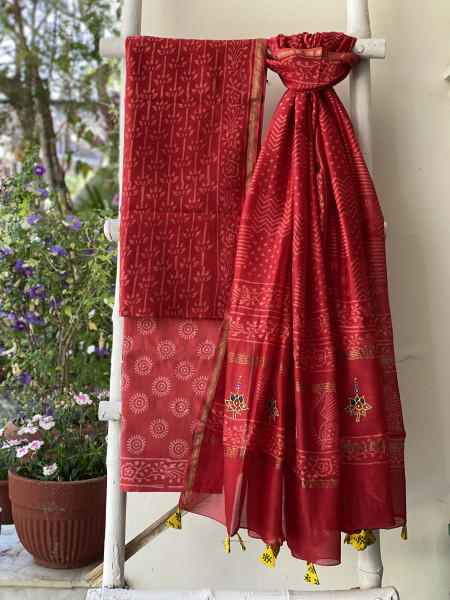 RED CHANDERI COTTON BLOCK PRINT EMBROIDERED DUPATTA SET
