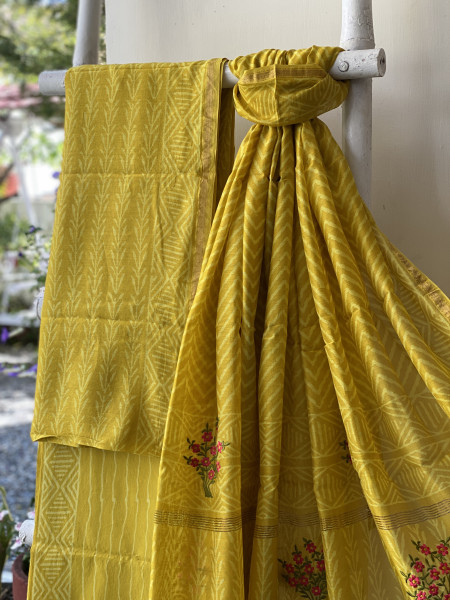 YELLOW CHANDERI COTTON BLOCK PRINT EMBROIDERED DUPATTA SET