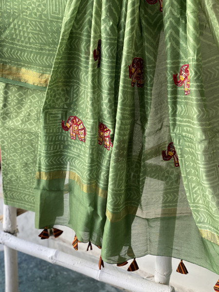 GREEN CHANDERI COTTON BLOCK PRINT EMBROIDERED DUPATTA SET