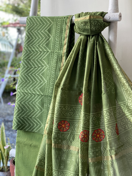 GREEN CHANDERI COTTON BLOCK PRINT EMBROIDERED DUPATTA SET