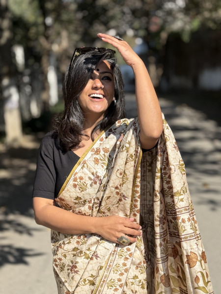 OFF WHITE-OLIVE BLOCK PRINT TUSSAR SILK SARI