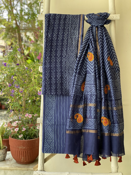 INDIGO CHANDERI COTTON BLOCK PRINT EMBROIDERED DUPATTA SET