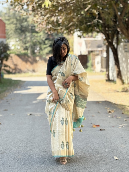 OFF WHITE-AQUA  HAND BLOCK PRINT HANDLOOM SILK SARI