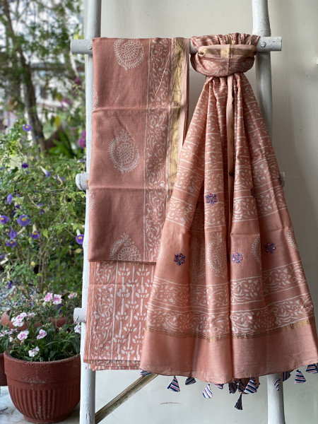 PEACH CHANDERI COTTON BLOCK PRINT EMBROIDERED DUPATTA SET