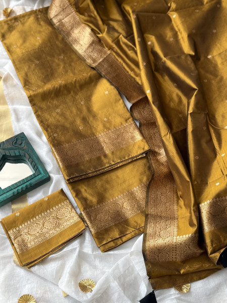 MUSTARD ZARI WOVEN BANARSI SILK SUIT SET