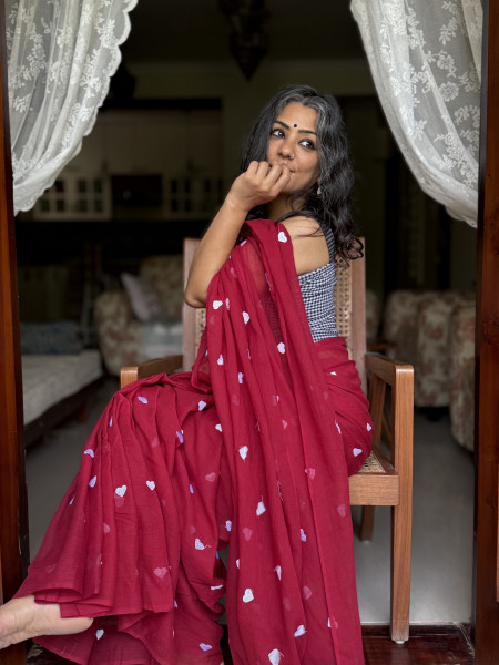 MAROON COTTON MULMUL EMBROIDERED SARI