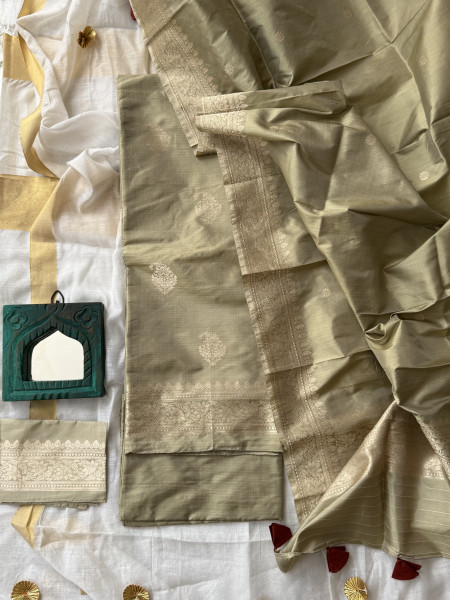PISTA GREEN ZARI WOVEN BANARSI SILK SUIT SET