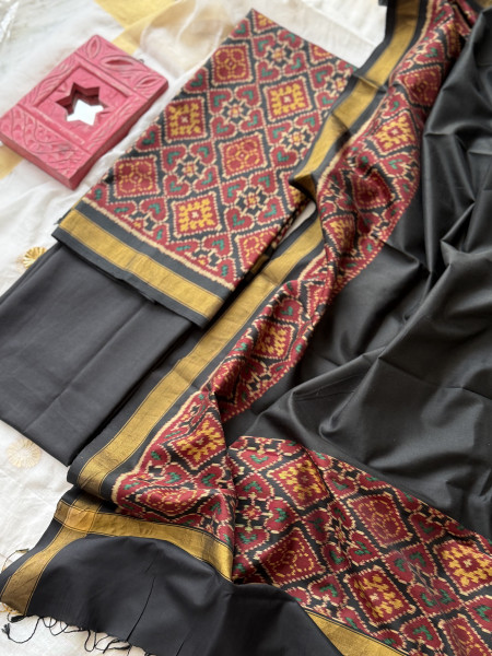 BLACK POCHAMPALLI IKKAT PURE SILK dupatta Set