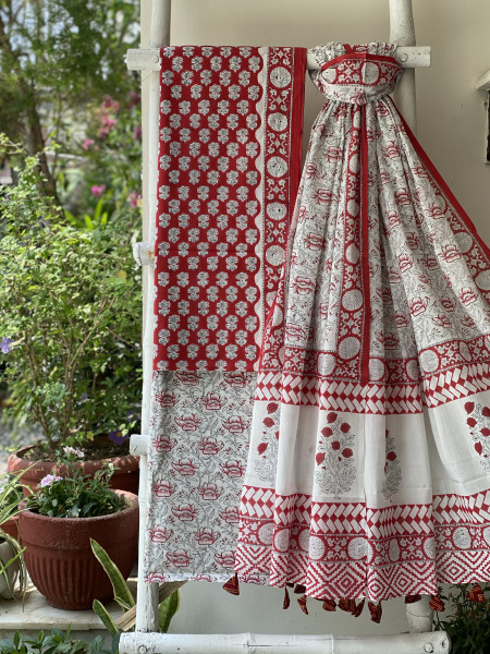 RED-OFF WHITE HAND BLOCK PRINT MUL COTTON DUPATTA SET