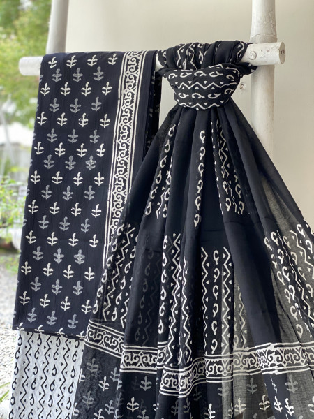 BLACK-WHITE HAND BLOCK PRINT MUL COTTON DUPATTA SET