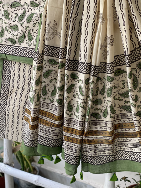 BEIGE-GREEN HAND BLOCK PRINT MUL COTTON DUPATTA SET